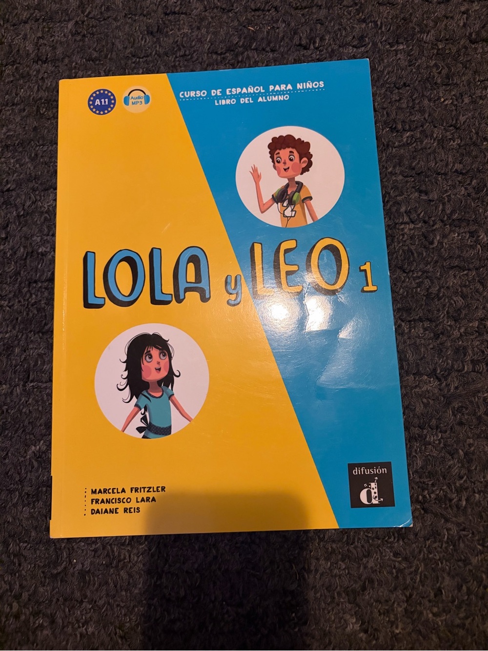 Lola y Leo 1 by Marcela fritzter